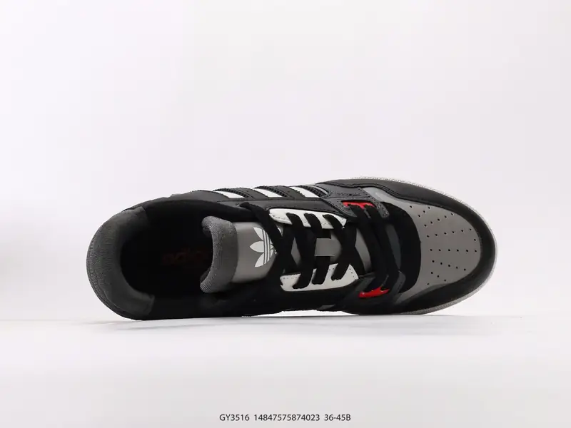 Adidas Sepatu Olahraga Klasik Mode GY3516 #14847575874023