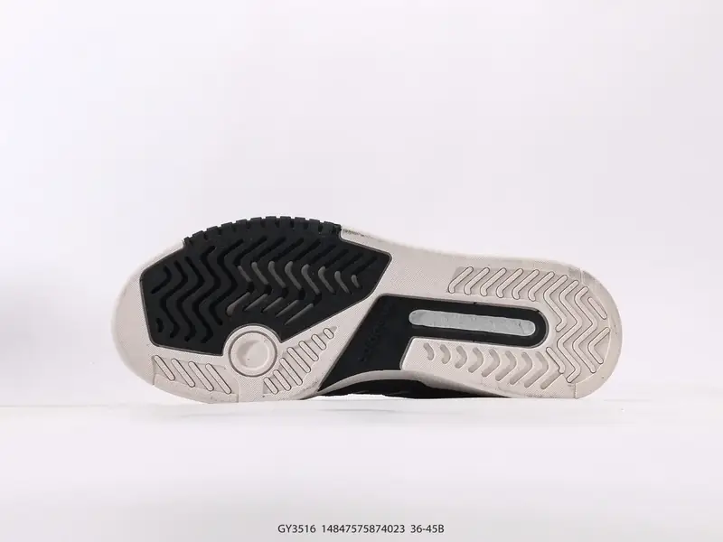 Adidas Sepatu Olahraga Klasik Mode GY3516 #14847575874023