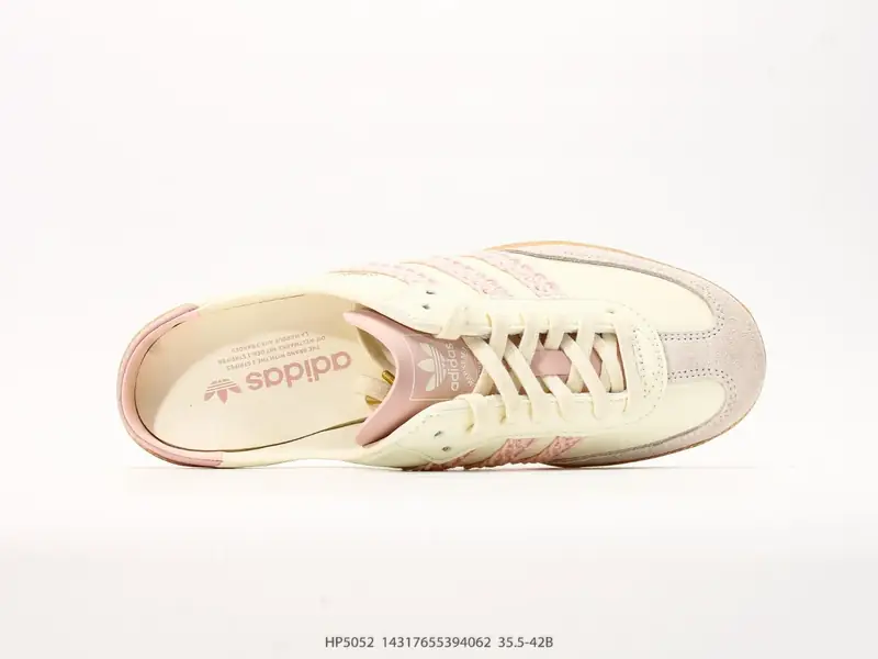 Adidas Sepatu Kasual Low Top HP5052 #14317655394062