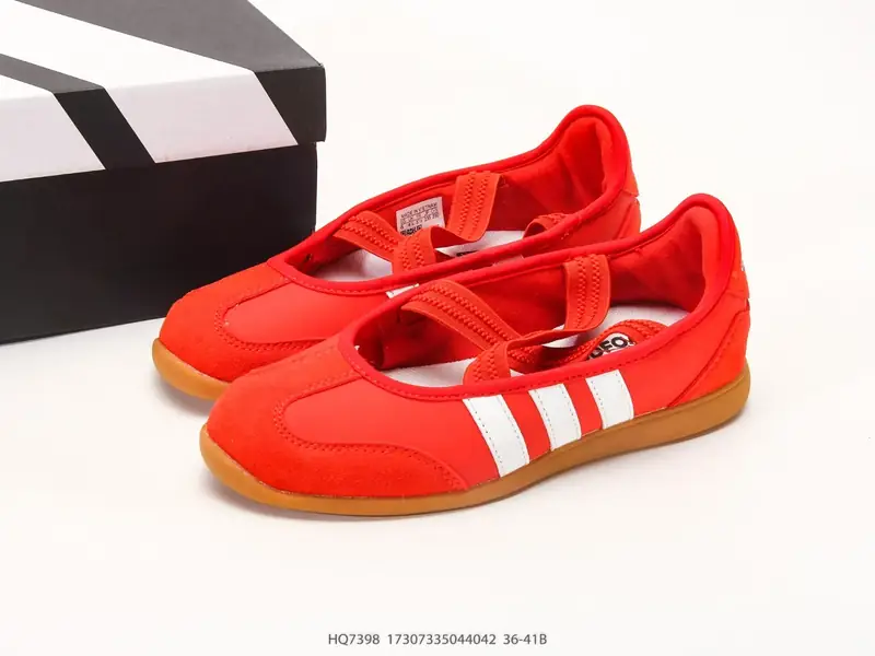 Adidas Sepatu Kasual Low Top Nyaman HQ7398 #17307335044042