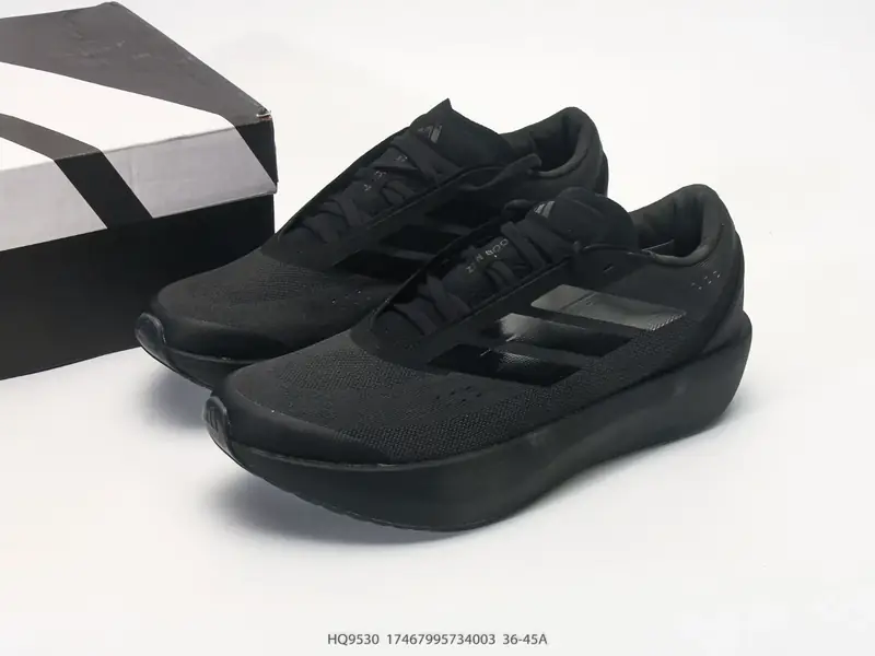 阿迪达斯 adidas ZENBOOST ZENBOOST轻盈透气耐磨织物 低帮跑步鞋 ZenBoost以轻量回弹闻名，搭配透气织物 HQ9530 #17467995734003