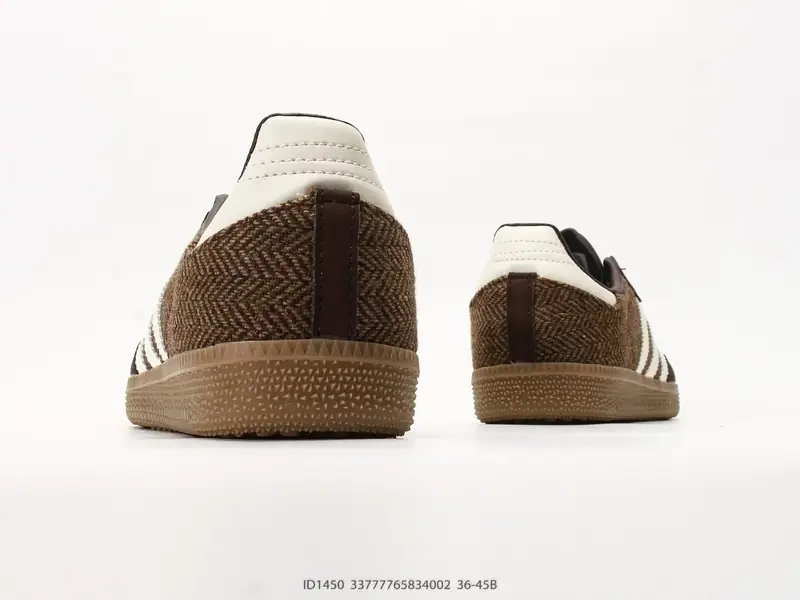 Adidas Scarpe sportive Versatile Basso ID1450 #33777765834002