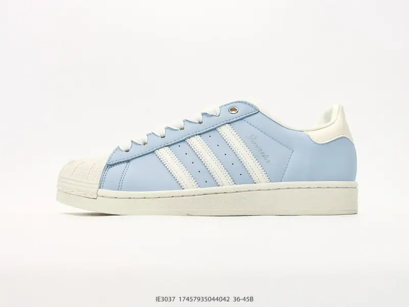 Adidas Scarpe sportive Versatile Classico Basso IE3037 #17457935044042
