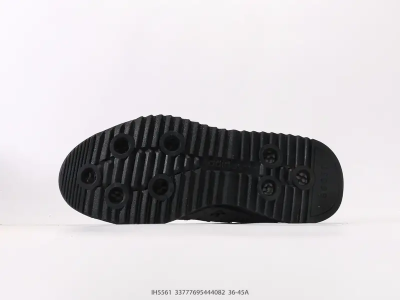 Adidas Scarpe da running Retro Classico Collaborazione IH5561 #33777695444082