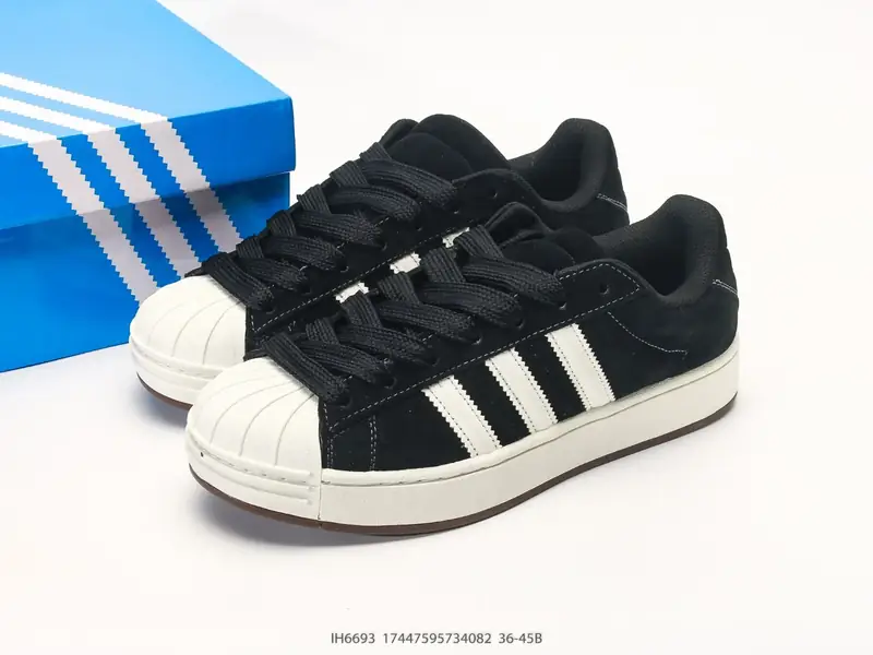 Adidas Sepatu Olahraga Serbaguna Klasik Low Top IH6693 #17447595734082