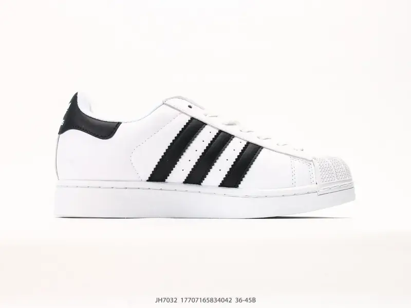 Adidas Scarpe sportive Versatile Classico Basso JH7032 #17707165834042