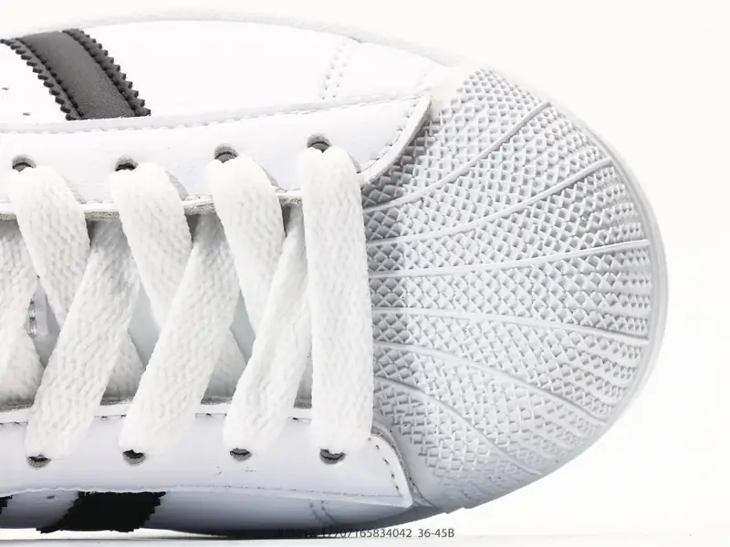 Adidas Scarpe sportive Versatile Classico Basso JH7032 #17707165834042