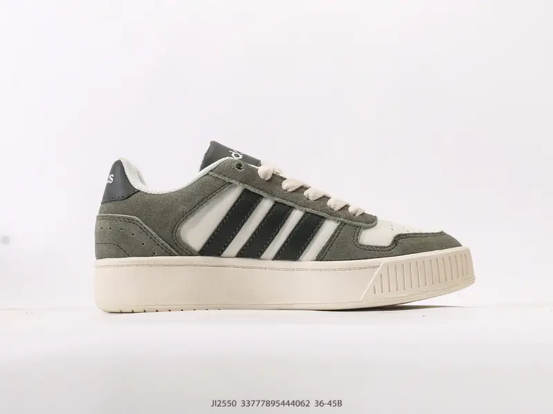 Adidas Zapatillas de baloncesto Cómodo JI2550 #33777895444062