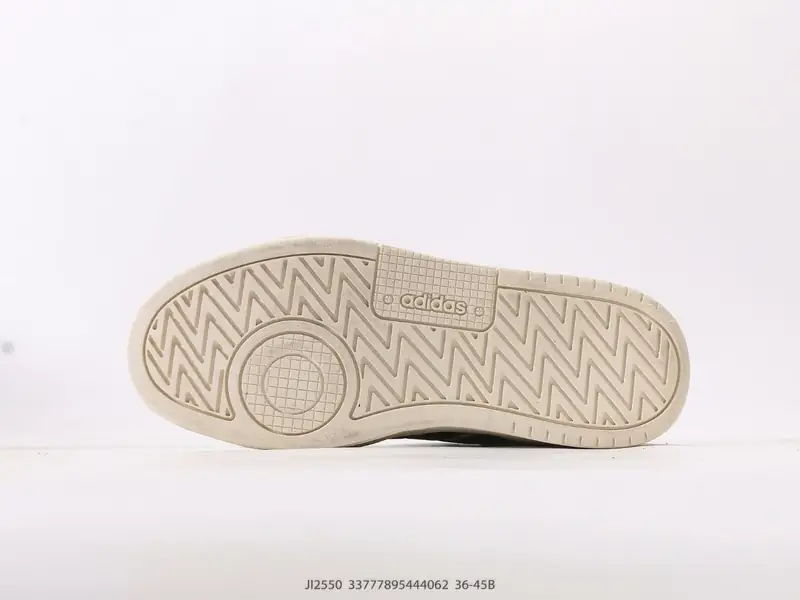 Adidas Zapatillas de baloncesto Cómodo JI2550 #33777895444062