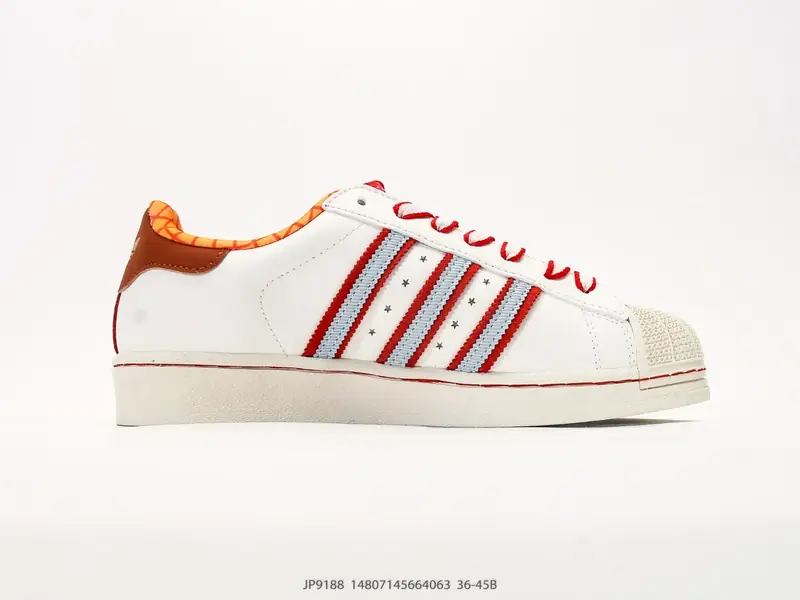 Adidas Scarpe sportive Versatile Classico Basso JP9188 #14807145664063