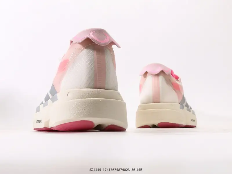 Adidas Chaussures de running Antidérapant Résistant Polyvalent JQ4445 #17417675874023