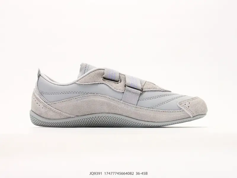 Adidas Sports Shoes Cushioned Comfortable Fashion JQ9391