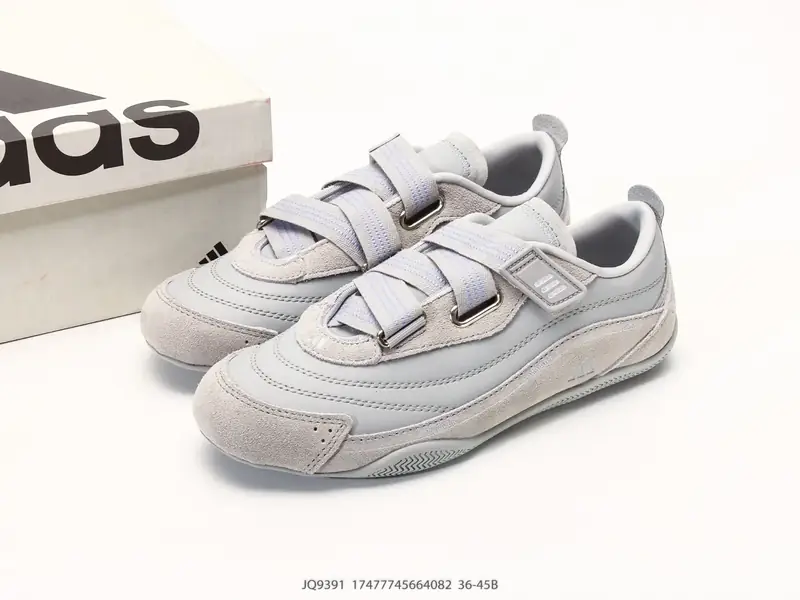 Adidas Sports Shoes Cushioned Comfortable Fashion JQ9391