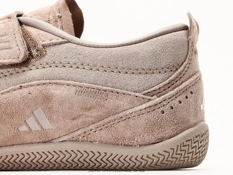 Adidas Chaussures de sport  JS2445 #17417755394082
