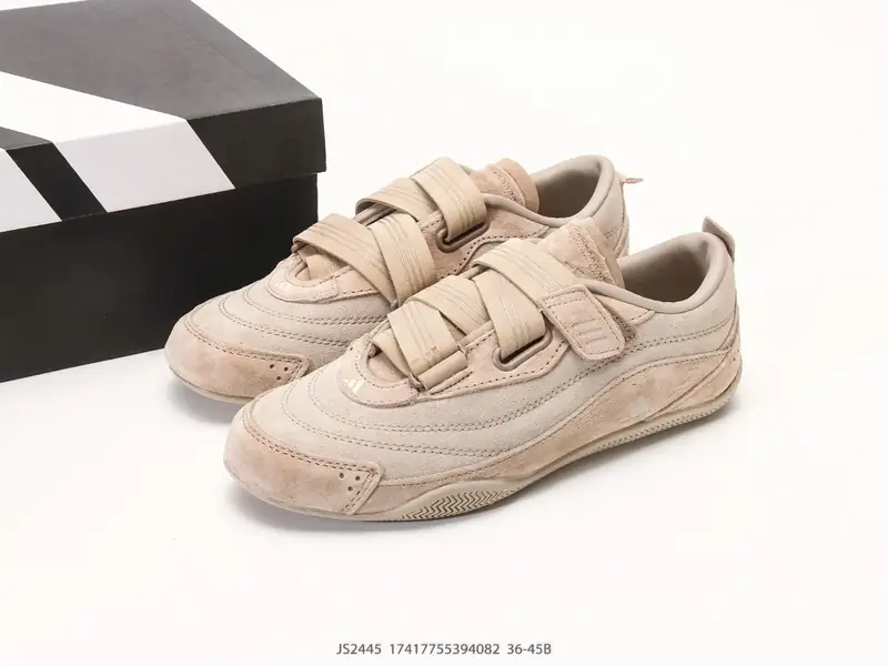Adidas Chaussures de sport  JS2445 #17417755394082