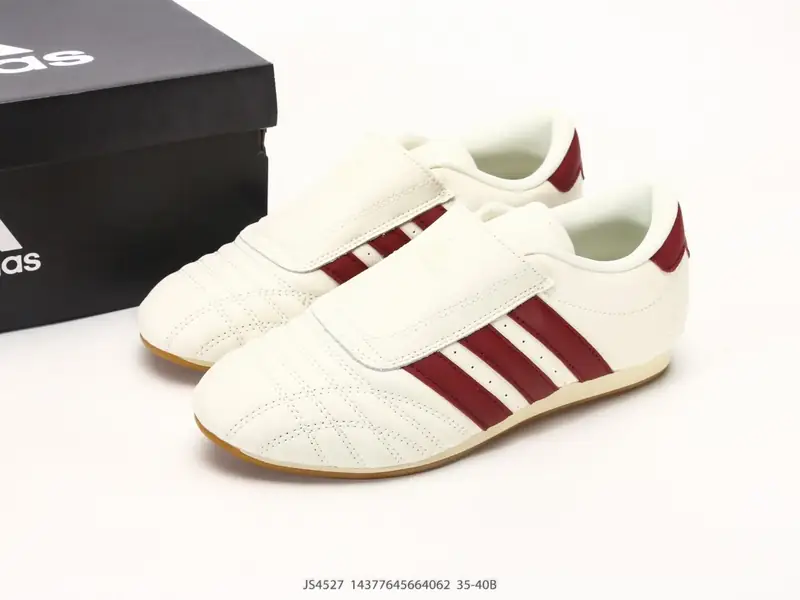 Adidas originals Taekwondo Low 跆拳道系列 经典复古薄底训练慢跑鞋 TAEKWONDO （跆拳道）受武术鞋启发 符合人体工程学 鞋身极其 “苗" JS4527 #14377645664062