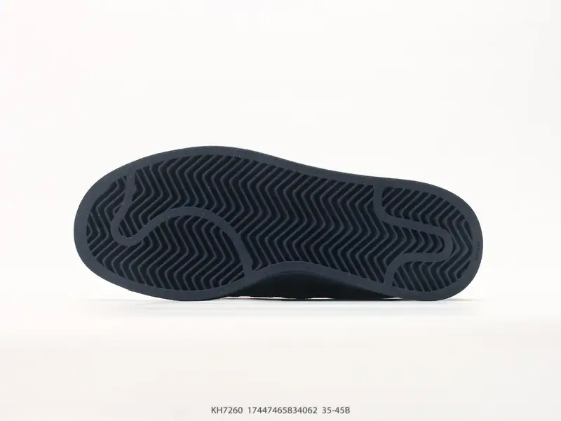 Adidas Sepatu Olahraga Serbaguna Klasik Low Top KH7260 #17447465834062