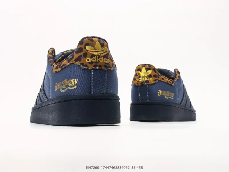 Adidas Sepatu Olahraga Serbaguna Klasik Low Top KH7260 #17447465834062