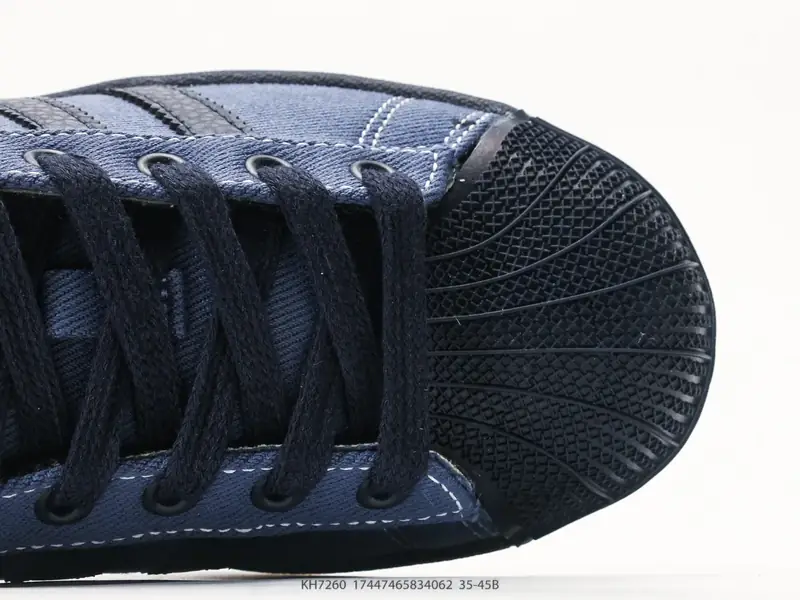 Adidas Sepatu Olahraga Serbaguna Klasik Low Top KH7260 #17447465834062