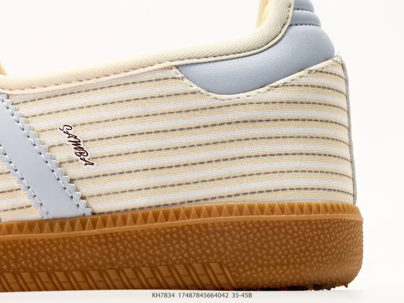 Adidas Sepatu Olahraga Klasik Kulit KH7834 #17487845664042