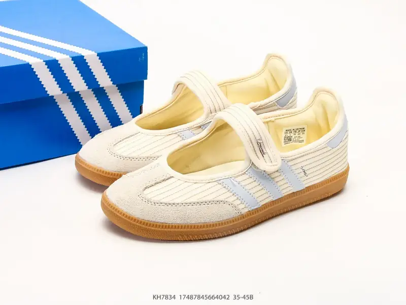 Adidas Sepatu Olahraga Klasik Kulit KH7834 #17487845664042