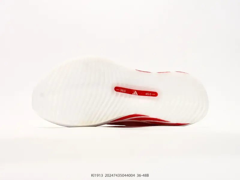 阿迪达斯 Adidas HYPERBOOST EDGE 爆米花缓震竞速训练跑鞋 一、产品基础信息 1. 型号全称：adidas HYPERBOOST EDGE 2. 定位：竞速训练跑鞋，兼顾日 KI1913 #20247435044004