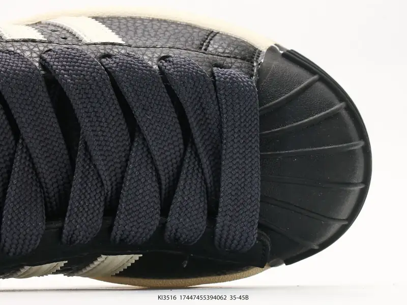 Adidas Sepatu Olahraga Serbaguna Klasik Low Top KI3516 #17447455394062