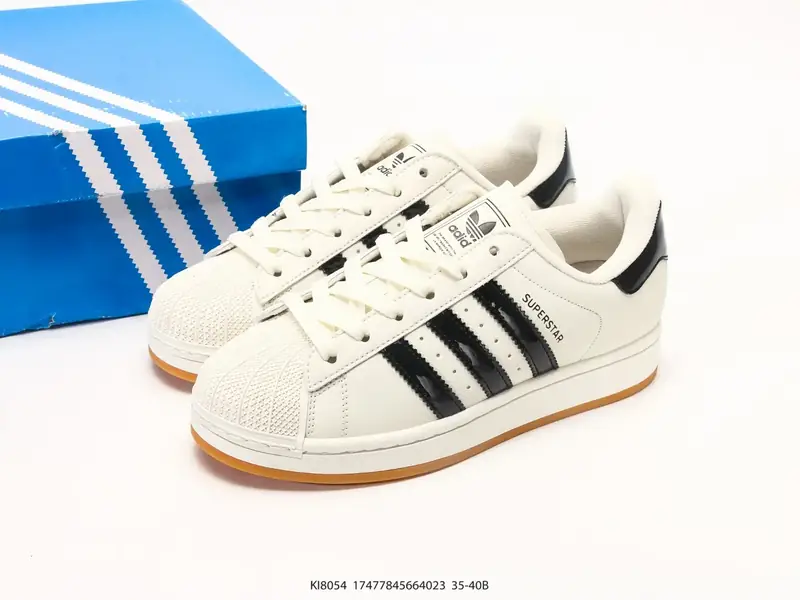 Adidas Sepatu Olahraga Serbaguna Klasik Low Top KI8054 #17477845664023