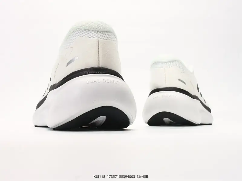 Adidas DREAMCUSHION 阿迪达斯 轻云系列 舒适贴合跑步鞋 男女 KJ5118 #17357155394003