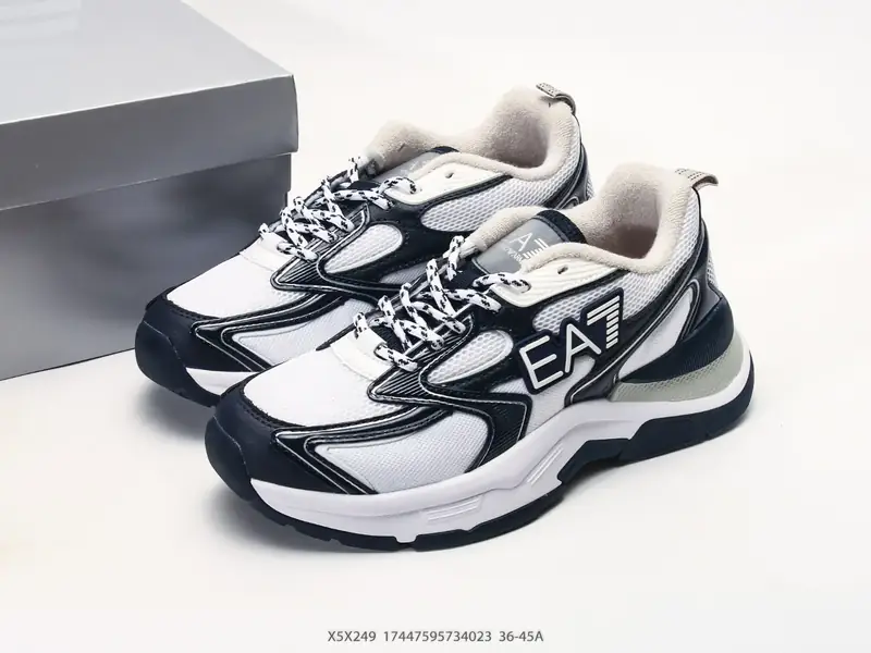 Armani Sepatu Olahraga Low Top Nyaman X8X249 #17447595734023