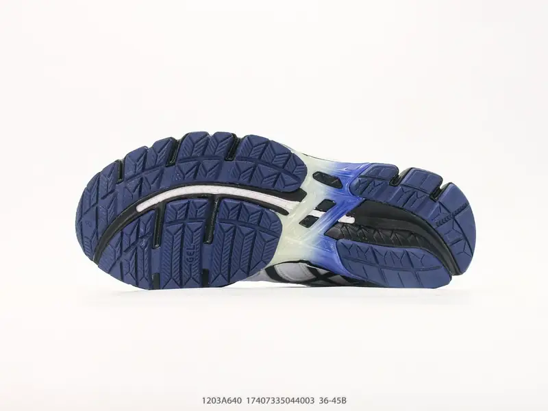 Asics Scarpe sportive Di supporto 1203A640 #17407335044003