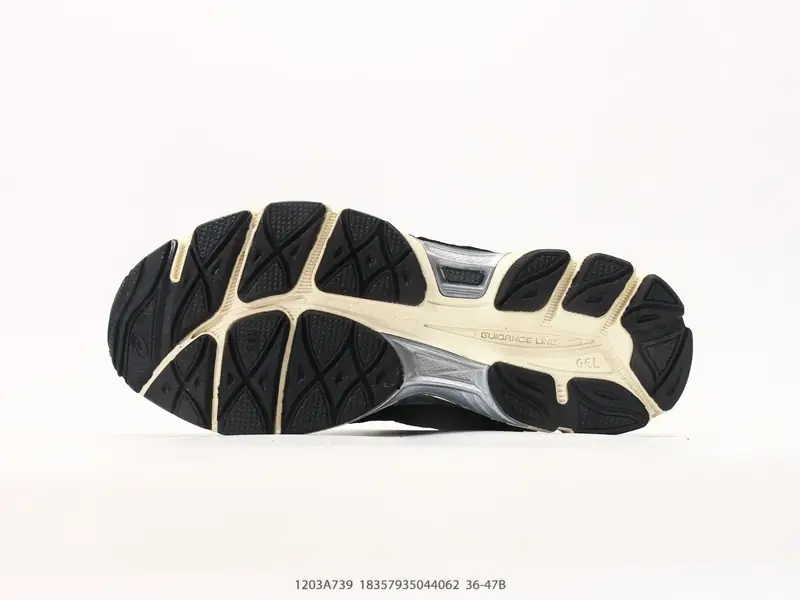 AsicsGel-NYC复古单品 2026年新款 亚瑟士ASICSTIGER 儿童新款休闲鞋 厚底街头运动休闲鞋，ASICS亚瑟士推出全新GEL-NYC，彰显纽约都市活力 1203A739 #18357935044062