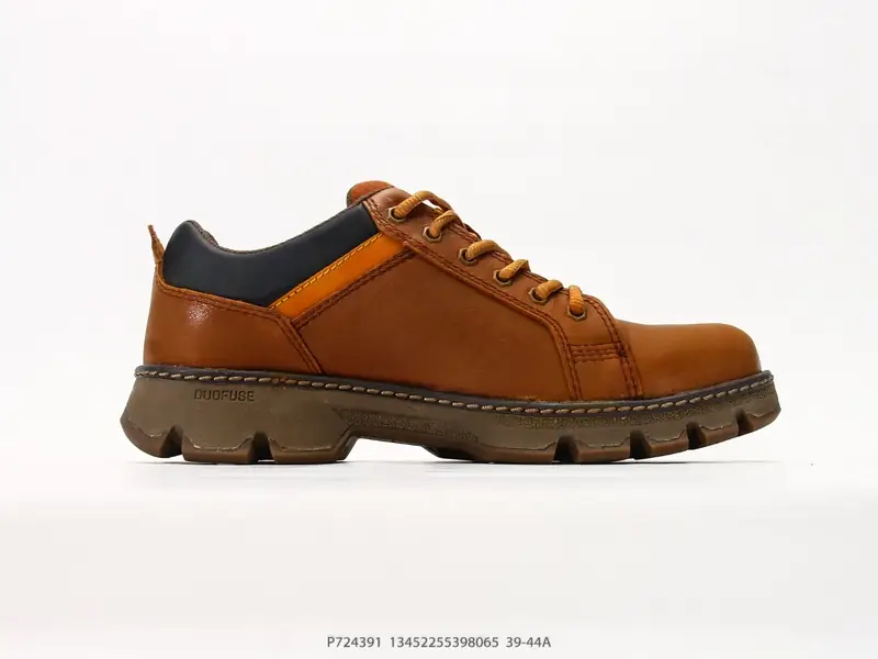 CAT Sepatu Kasual Serbaguna Tren Low Top P724391 #13452255398065