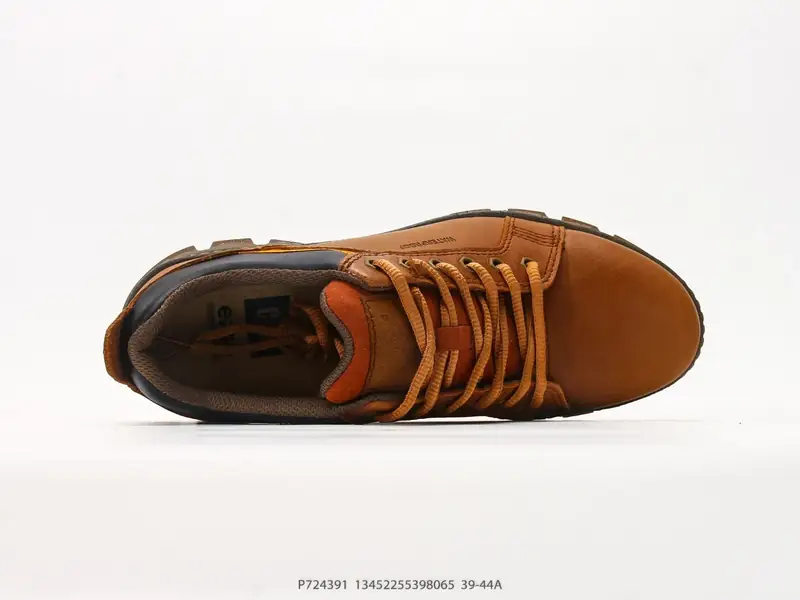 CAT Sepatu Kasual Serbaguna Tren Low Top P724391 #13452255398065