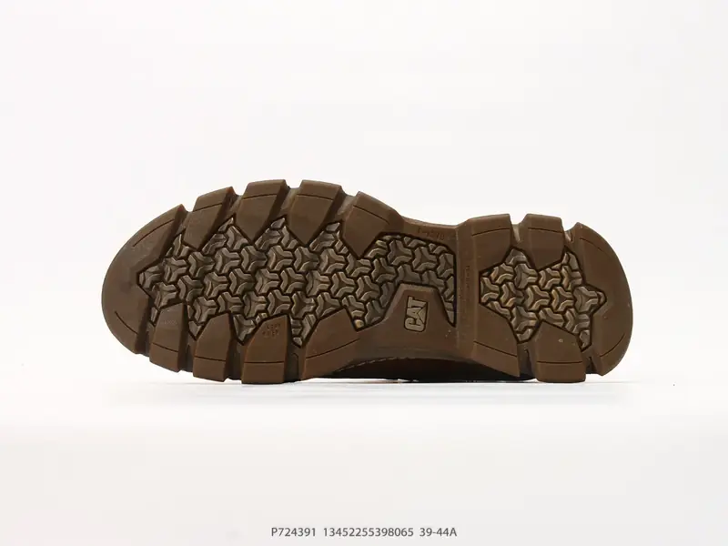 CAT Sepatu Kasual Serbaguna Tren Low Top P724391 #13452255398065