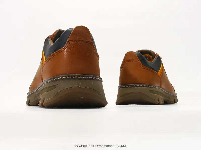 CAT Sepatu Kasual Serbaguna Tren Low Top P724391 #13452255398065