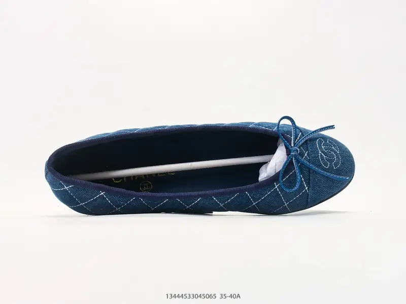 Chanel Sepatu Olahraga Klasik Nyaman G85167 #13444533045065