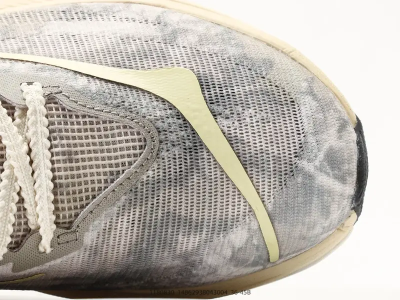 HOKA ONE ONE 男女款火箭 Rocket X 3 轻便透气缓震支撑碳板竞速马拉松公路跑步鞋 WHITE/DIVA HOKA ONE ONE Rocket X 3 厚底增高运动老爹鞋：颜值与 1180830 #14862938043004