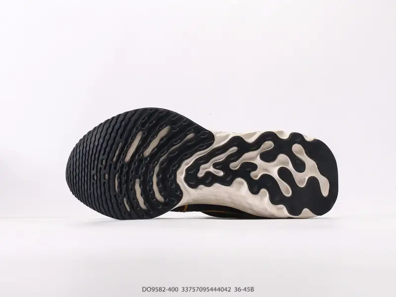 Nike Scarpe da running Ammortizzato DO9582-400 #33757095444042