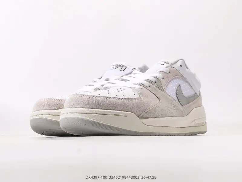 乔丹Air Jordan Stadium 90 该定制球鞋选用原鞋为Jordan Stadium 90 DX4397-100 #33452198443003