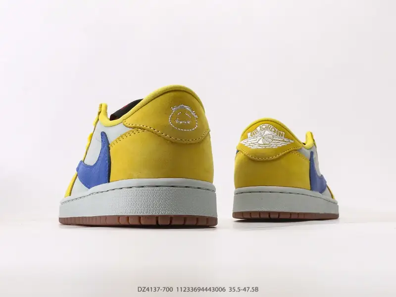 Nike Sepatu Basket Retro Klasik Low Top DZ4137-106 #1133694443006