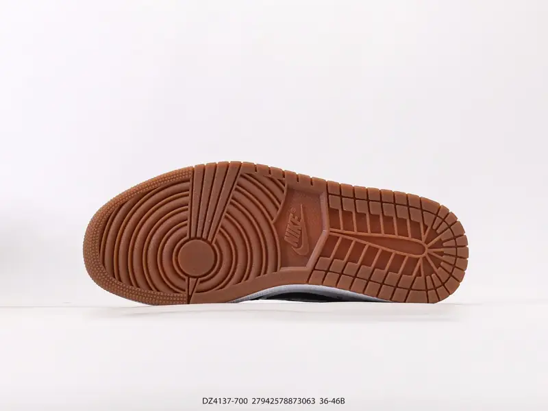Nike Sepatu Basket Retro Klasik Low Top DZ4137-700 #27942578873063