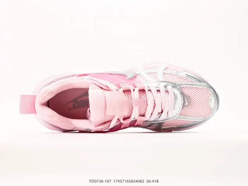NIKE V2K RUN 复古风潮 耐克 网面透气运动鞋 灰银紧致的 FD0736-107 #17457165834082