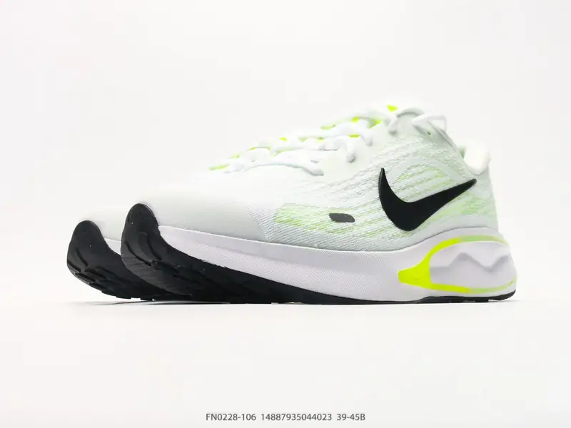 Nike Journey Run 耐克 轻便透气 缓震舒适 运动跑步鞋 使用了新型的缓震材料 脚感偏韧 FN0228-106 #14887935044023