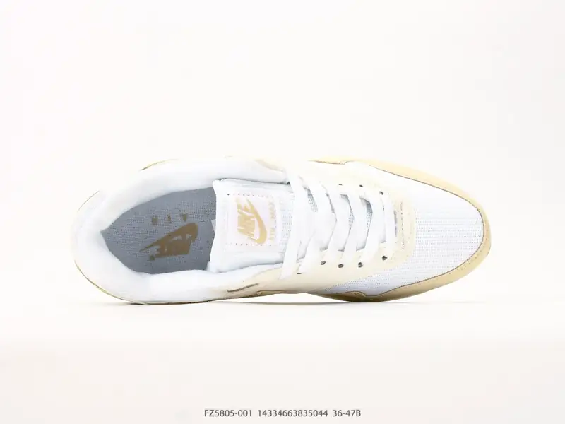 Nike Air Max 1 耐克气垫 缓震 耐磨运动鞋 鞋身材质均选择皮革 织物 麂皮多种材质覆盖 保证质感的前提下 层次感也相当不错带有开窗式 Air Max 气垫的 FZ5805-001 #14334663835044
