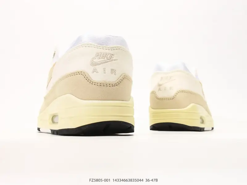 Nike Air Max 1 耐克气垫 缓震 耐磨运动鞋 鞋身材质均选择皮革 织物 麂皮多种材质覆盖 保证质感的前提下 层次感也相当不错带有开窗式 Air Max 气垫的 FZ5805-001 #14334663835044