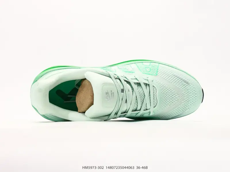Nike VOMERO PREMIUM 耐克 舒适减震防滑 低帮跑步鞋 全掌ReactX泡绵 HM5973-302 #14807235044063