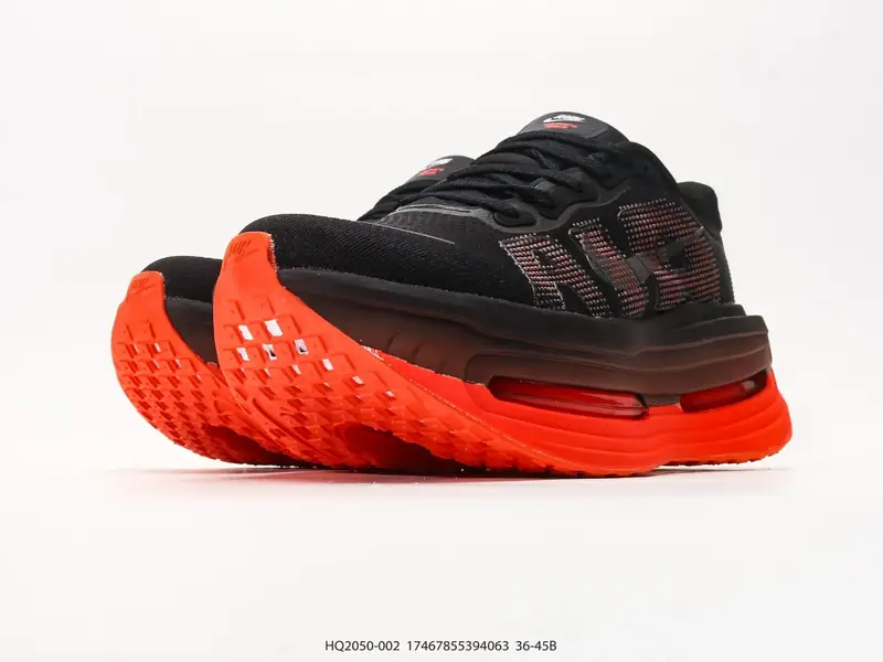 Nike VOMERO PREMIUM 耐克 舒适减震防滑 低帮跑步鞋 全掌ReactX泡绵 HQ2050-002 #17467855394063