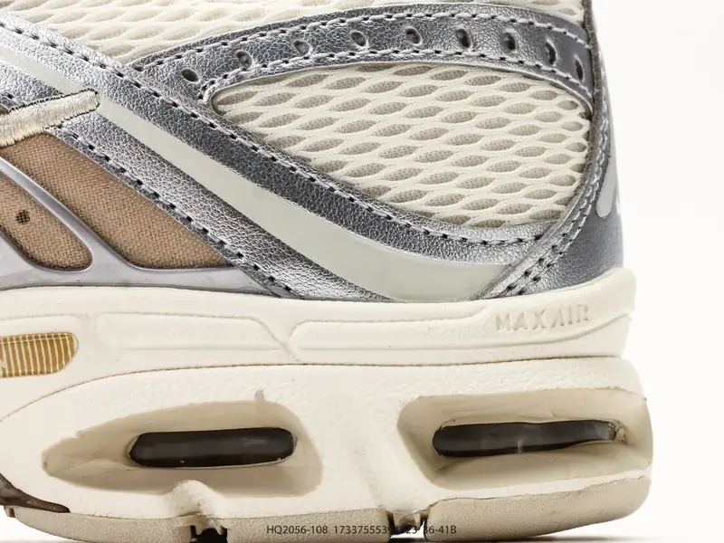 耐克Nike Air Max Moto 2K 舒适百搭 低帮跑步鞋 HQ2056-108 #17337555394023