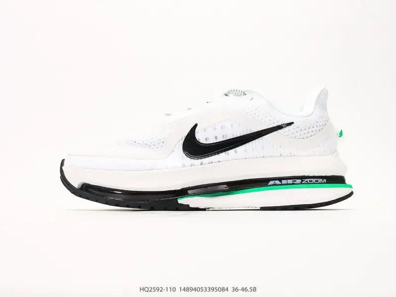 Nike Air Zoom Pegasus Premium 耐克网面全掌气垫缓震跑鞋 #全掌可见的Air Zoom首次在Pegasus系列中出现，模仿了Vaporfly的碳板曲线，增强了跑步时的流畅 HQ2592-110 #14894053395084